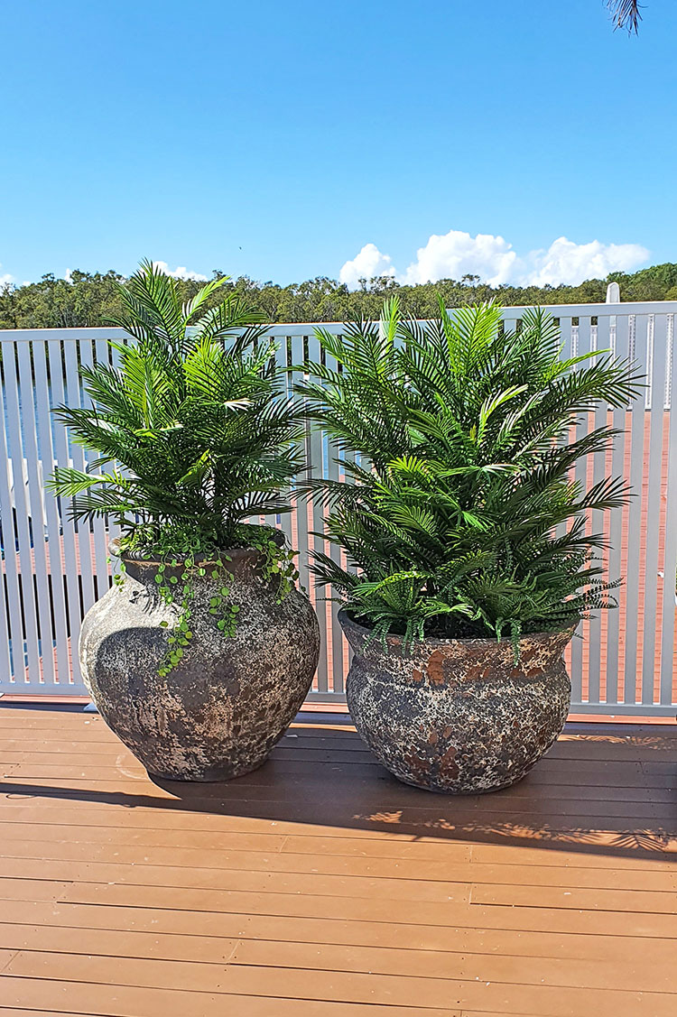 Using the latest UV-treated artificial Plants outdoor for great looks n privacy... image 4