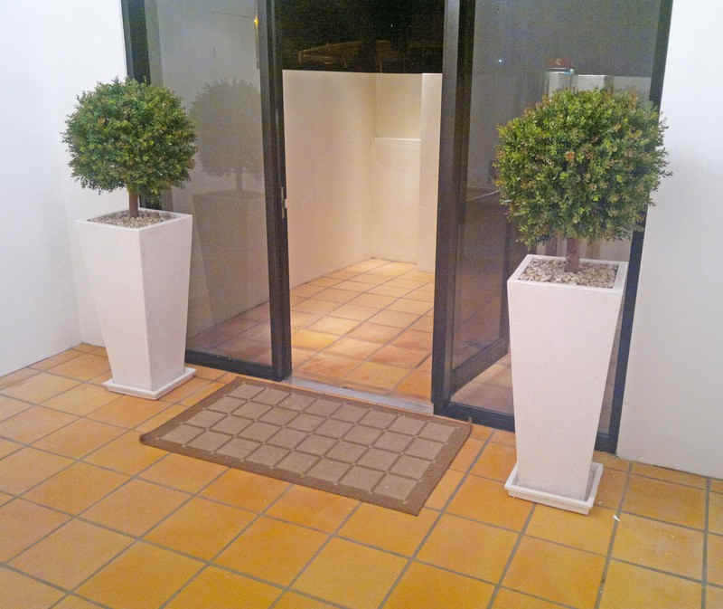 entry planters for formal setting 