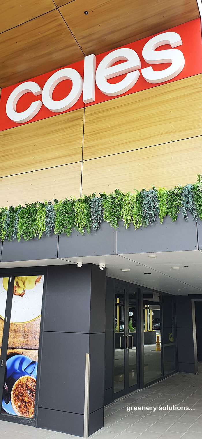 Latest UV-rated 'Green-Curtains' used on Shopping Centre facade...