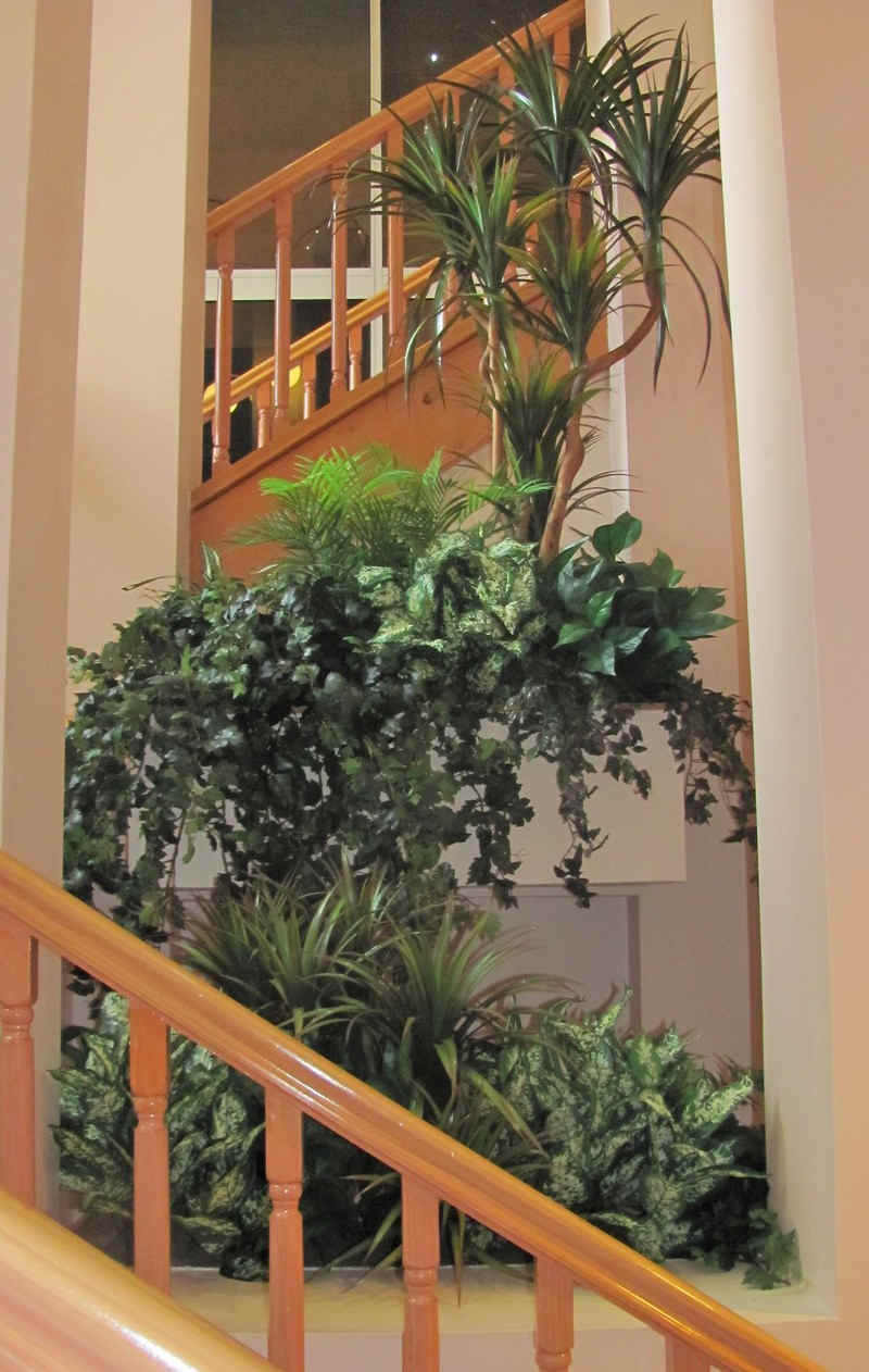 stairwell_planters.jpg