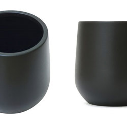 Planters- Duffle Pot med - black - artificial plants, flowers & trees - image 6