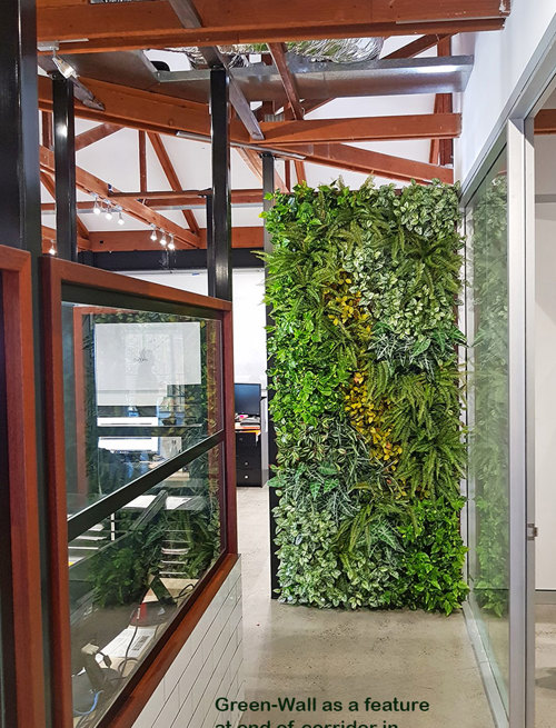 Artificial Green Wall for modern open-plan office...