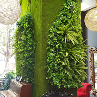 Moss/Green-Wall fusion is the latest direction... poplet image 2